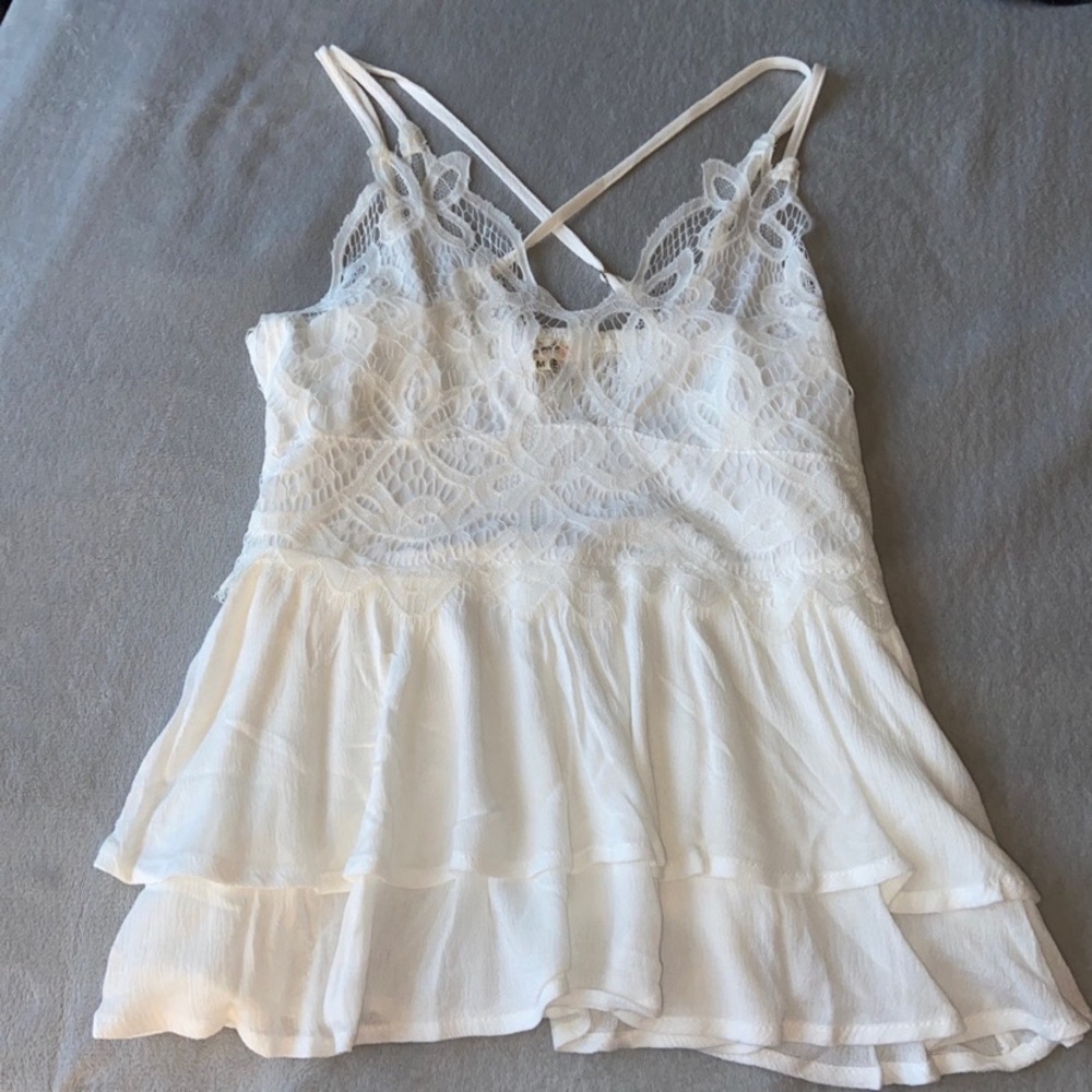 Magnolia white tank